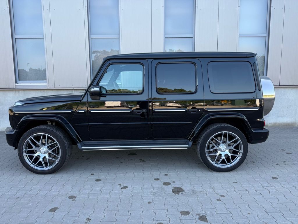 Mercedes-Benz G 400