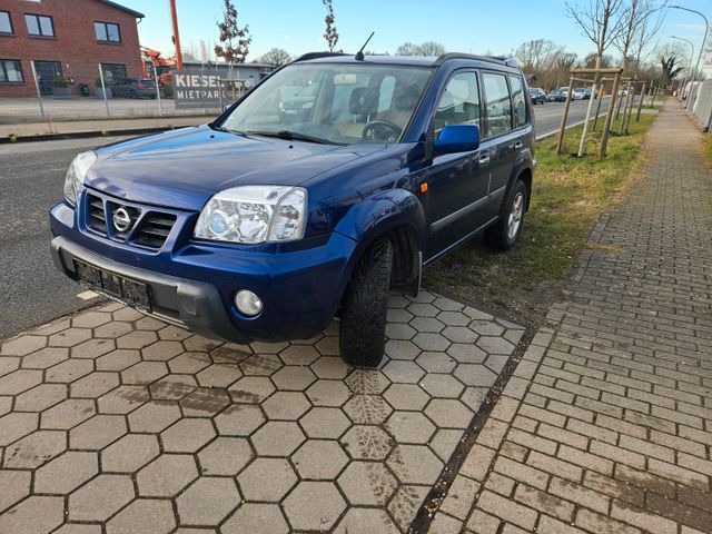 Nissan X-Trail 2,2 Di Comfort 4x4 Klima