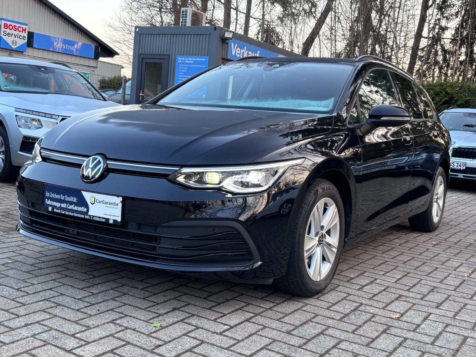 Volkswagen Golf VIII Variant Life