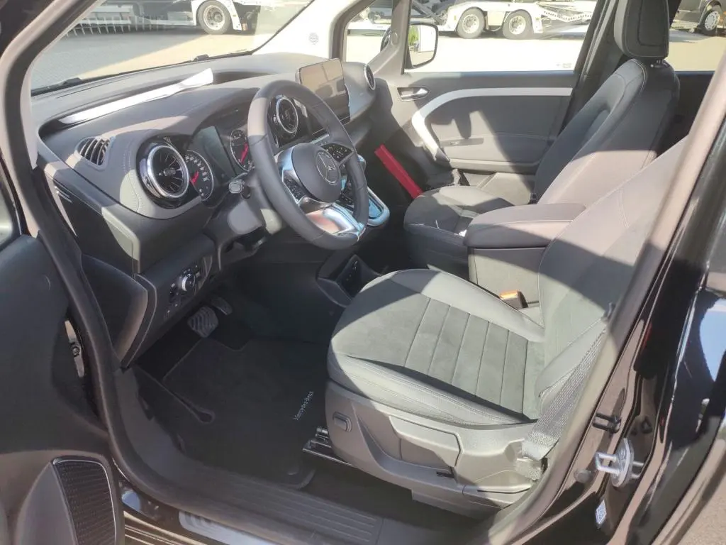 Mercedes-Benz T 180 Edition lang XL 7-Sitze+Navi+Kam+LED+7G+AH