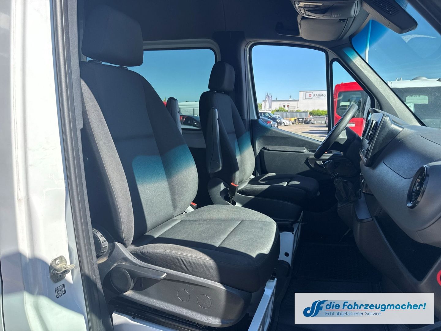 Fahrzeugabbildung Mercedes-Benz Sprinter MIXTO 5.Si. L2H2 Werkstatt 314CDI Kame