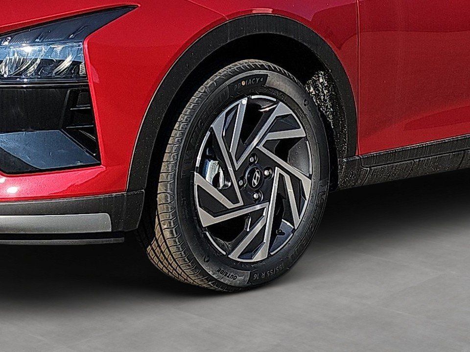 Fahrzeugabbildung Hyundai BAYON 1.0T TREND KOMFORT-P NAVI+4xSHZ+QI+KLIMAAT