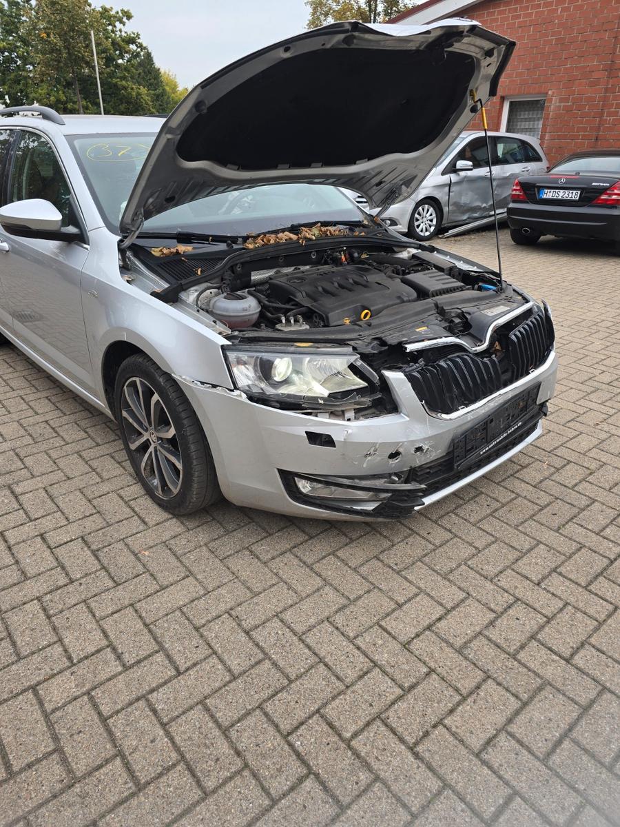 Skoda Octavia 2015 — engine 1.598 cm³, 105 HP (77kW)