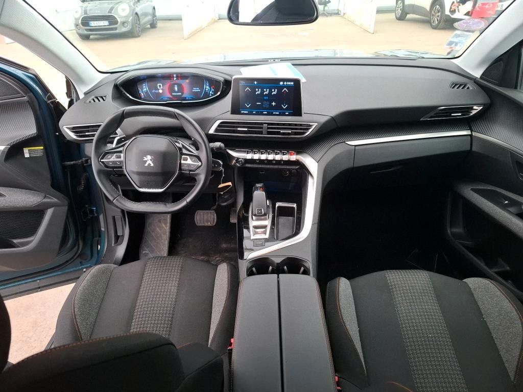 Fahrzeugabbildung Peugeot 5008 Active Busines 1.2 VIRTUAL/NAVI/PDC+CAM/LED