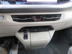 VW T7 Multivan 2.0 TDI Life DSG Navi Sthzg ACC Ahk VW T7 Multivan 2.0 TDI Life DSG Navi Sthzg ACC Ahk