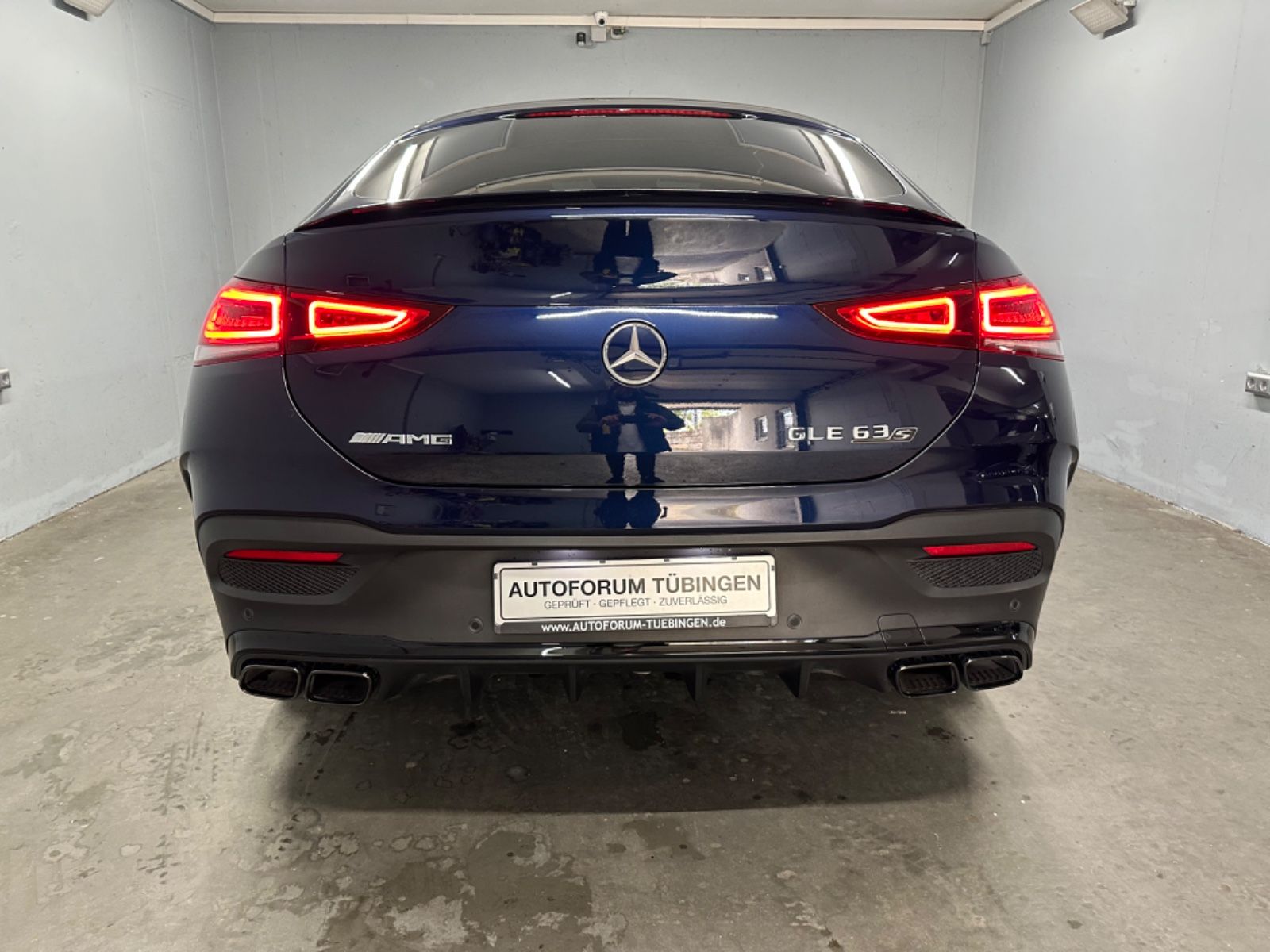 Fahrzeugabbildung Mercedes-Benz GLE 63 S 4MATIC+ *PANORAMA*NIGHT*VMAX*MULITBEAM*