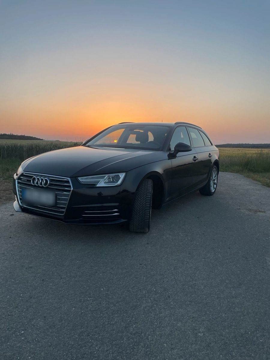 AUDI Audi a4 Quattro