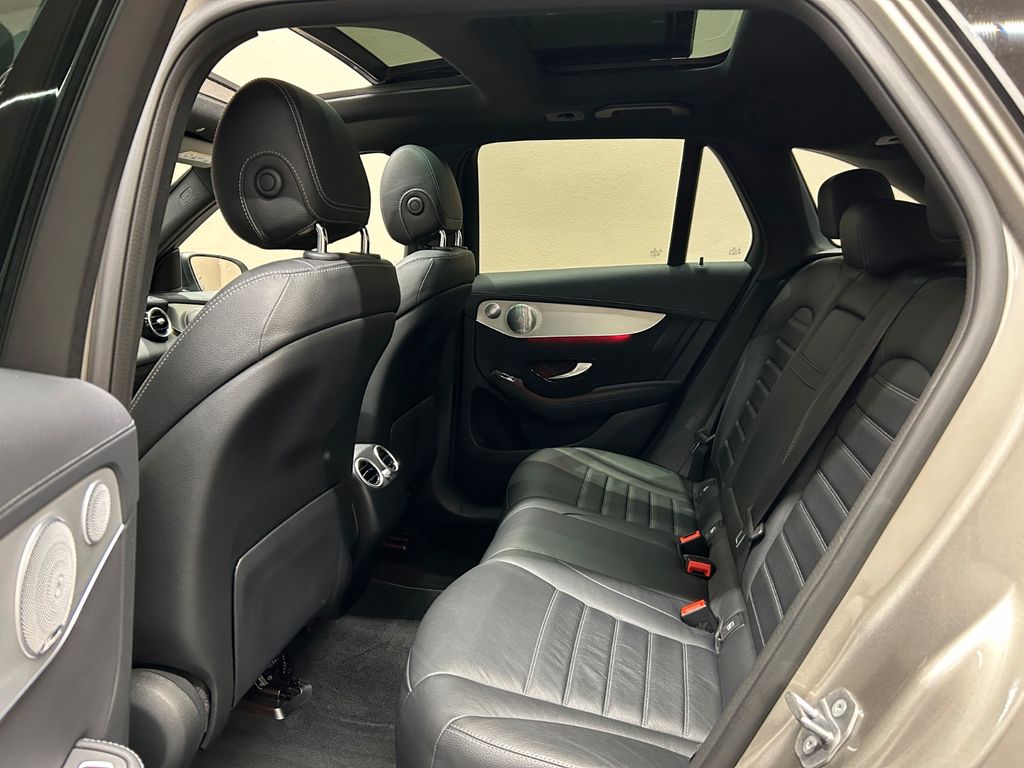 Mercedes-Benz GLC 300 GLC300 4M *AMG LINE*NIGHT*PANO*HD-U*360°*KEY-GO*