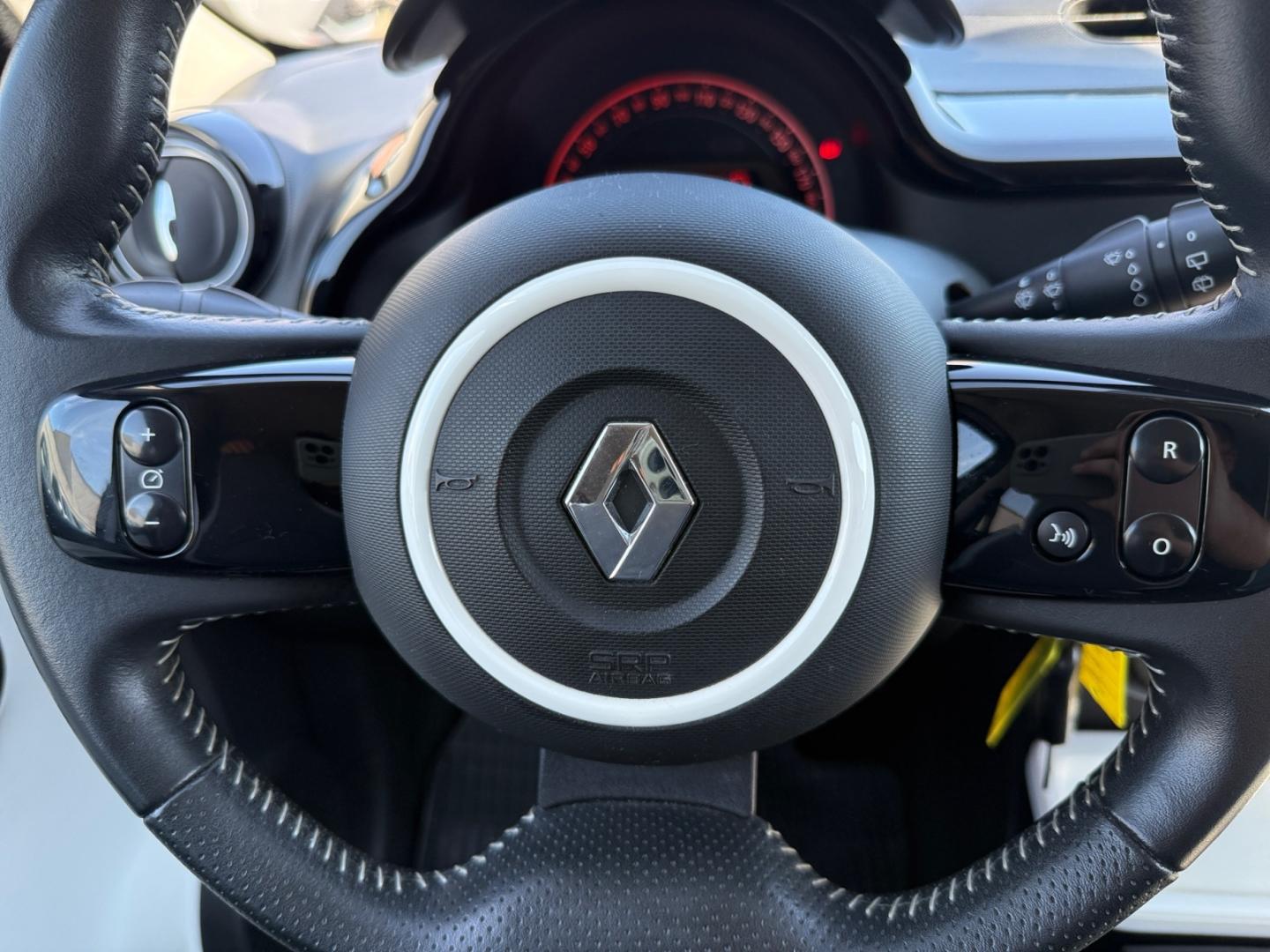 Renault Twingo 0.9 TCe 90 Limited *CarPlay*SHZ*Klima*BT*