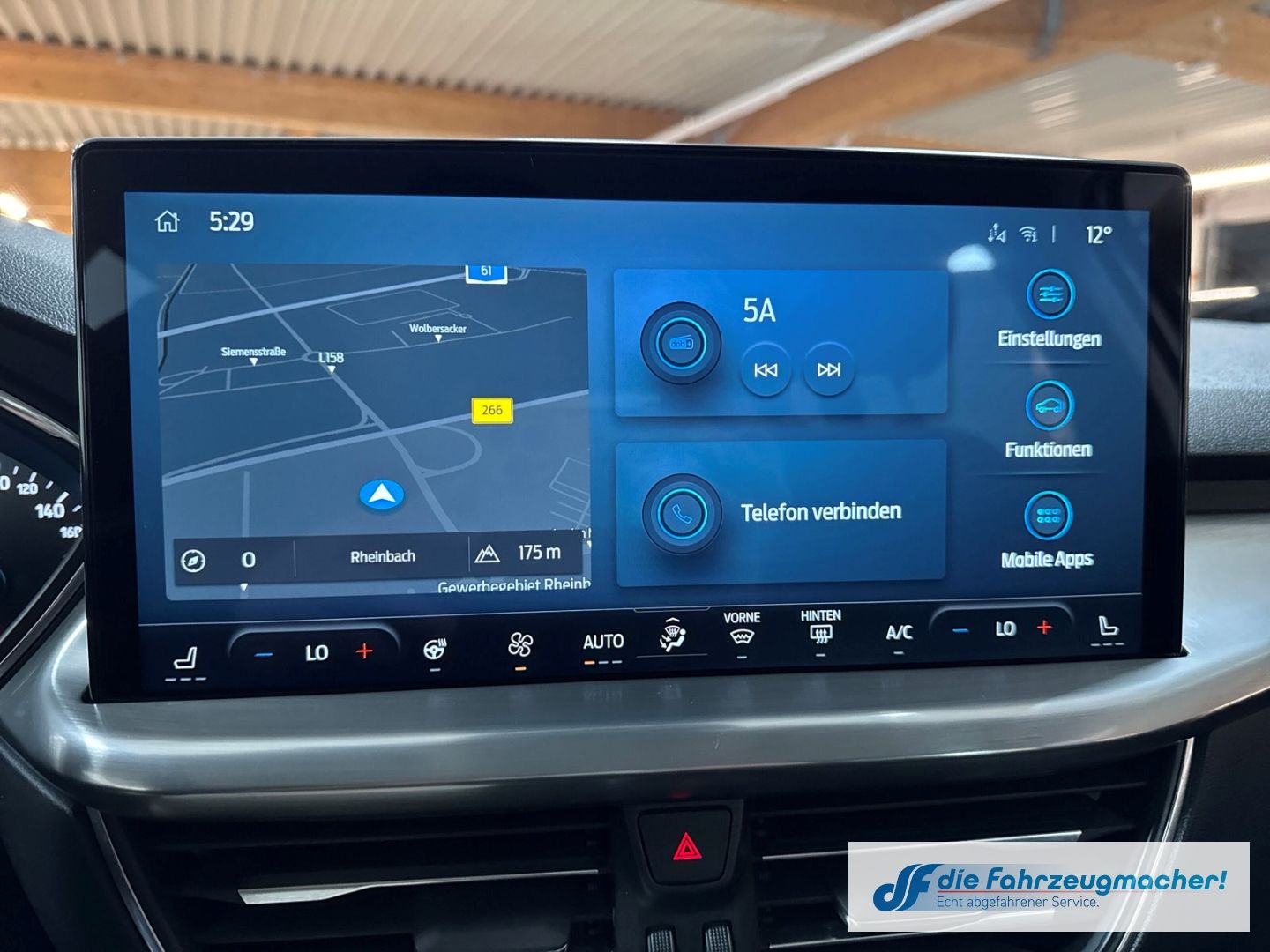 Fahrzeugabbildung Ford Focus Turnier Titanium Navi LED ACC El. Heckklap