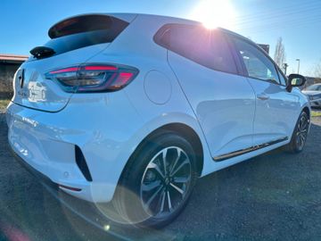 Renault Clio - 7
