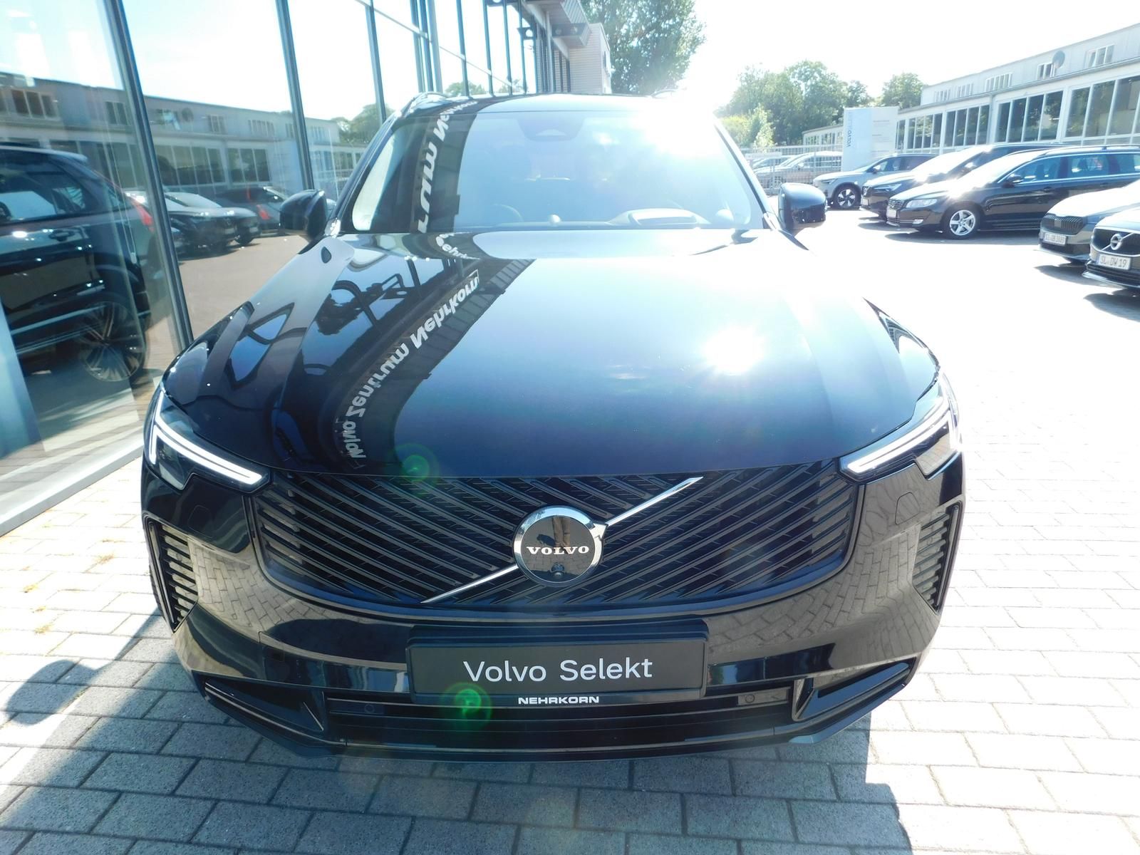 Fahrzeugabbildung Volvo XC90 T8 Ultra Dark
