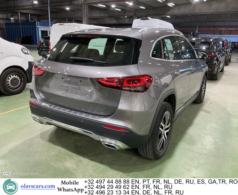 Mercedes-Benz GLA 180 d Aut. Progressive LED Widescreen Ambie imagem 3