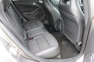 Mercedes CLA 200 - 8