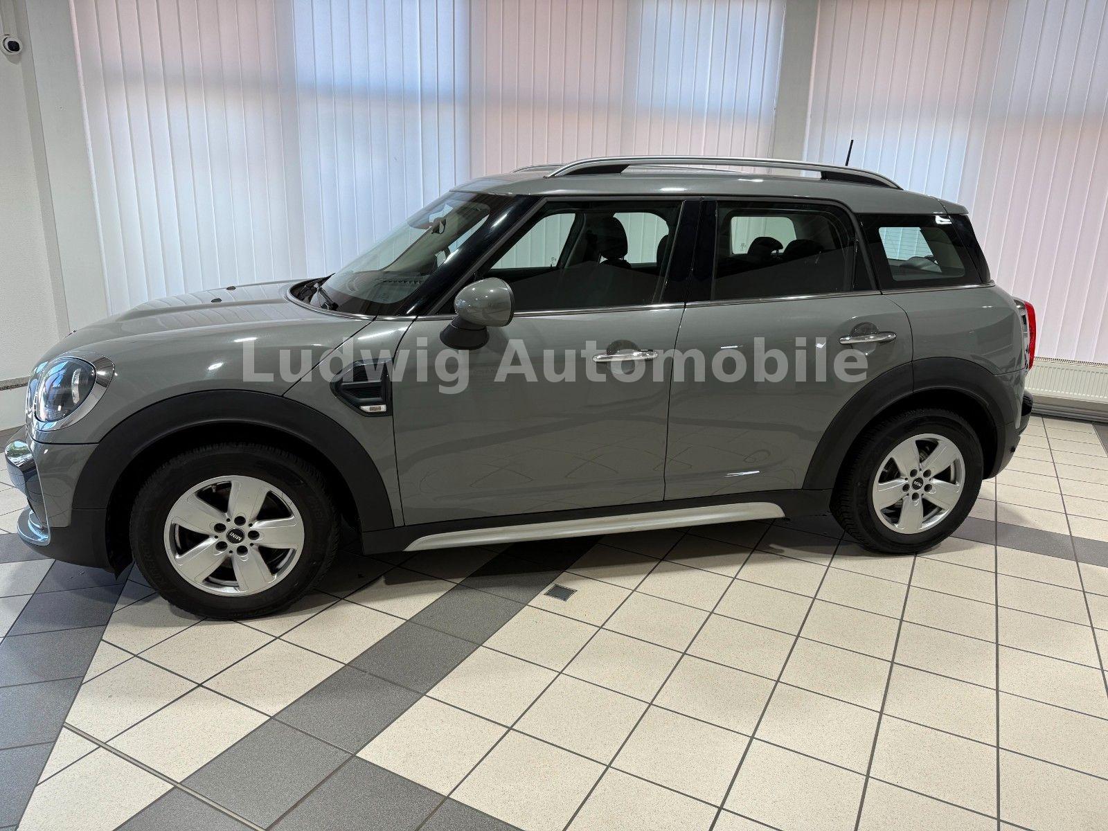 MINI COOPER Countryman/Automatik/AHZV