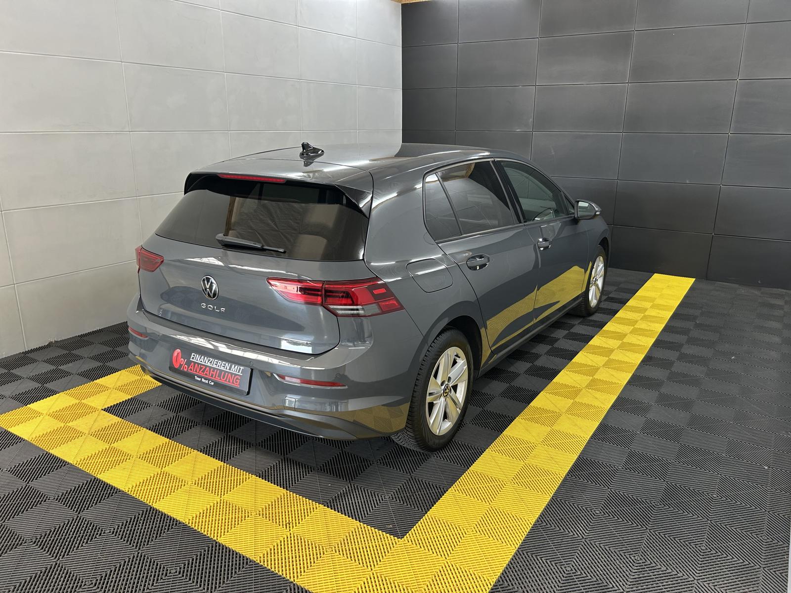 Volkswagen Golf VIII Life+PDC+SHZ+CarPlay+DAB+Lane-Assist, миниатюра 4
