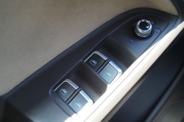 Audi A5 Cabriolet 2.0 TFSI AUT.-NAVI-LEDER-XENON-SHZG
