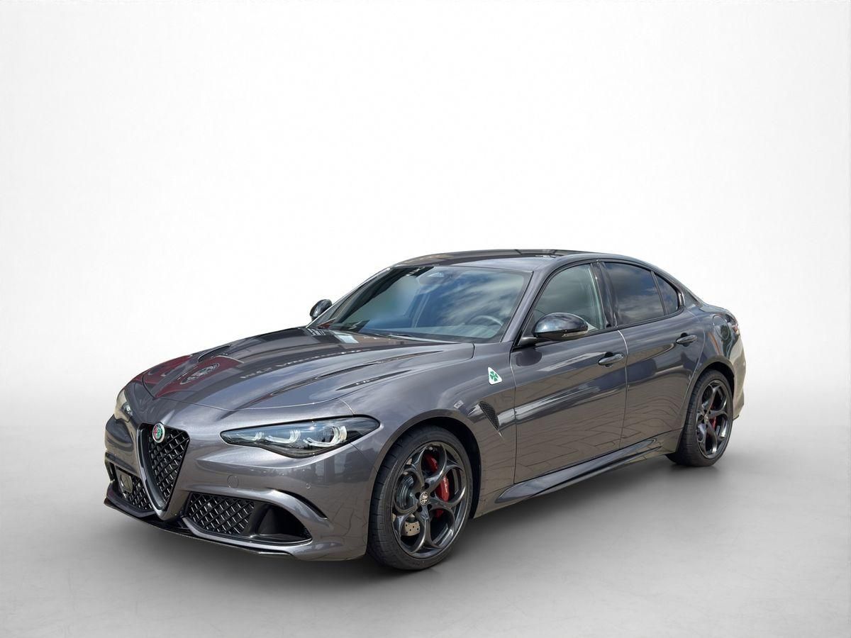 Alfa Romeo Giulia QUADRIFOGLIO 2.9 V6 Bi-Turbo Tech.-Paket
