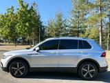 Volkswagen Tiguan 2.0 TDI 150 CV SCR DSG Eleganc - Volkswagen Tiguan mit Diesel-Antrieb: Limousine