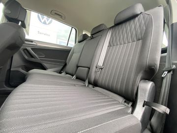 Volkswagen Tiguan Allspace - 11