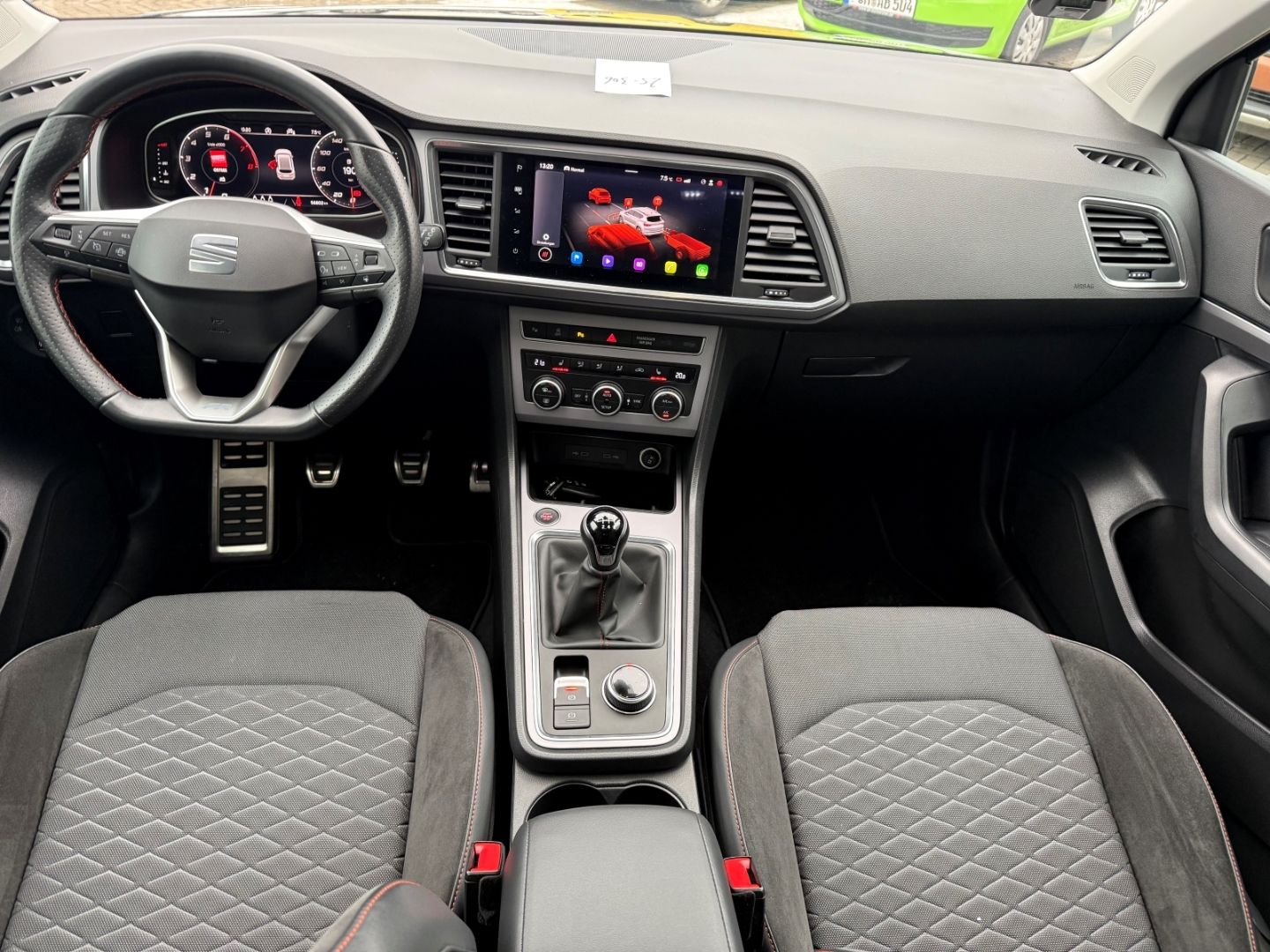SEAT Ateca FR AHK-klappbar Navi Digitales Cockpit LED - Image 24