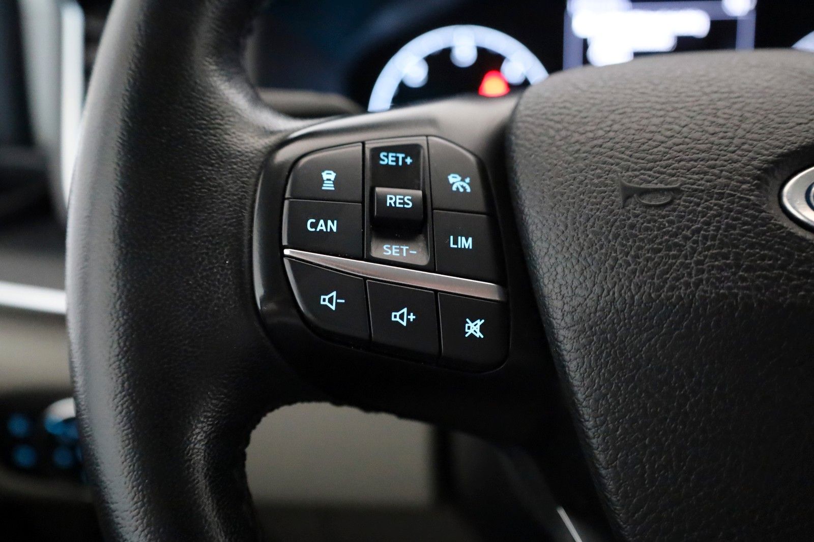 Fahrzeugabbildung Ford Tourneo Custom TITANIUM X 8 Si,Leder,Navi,Xenon
