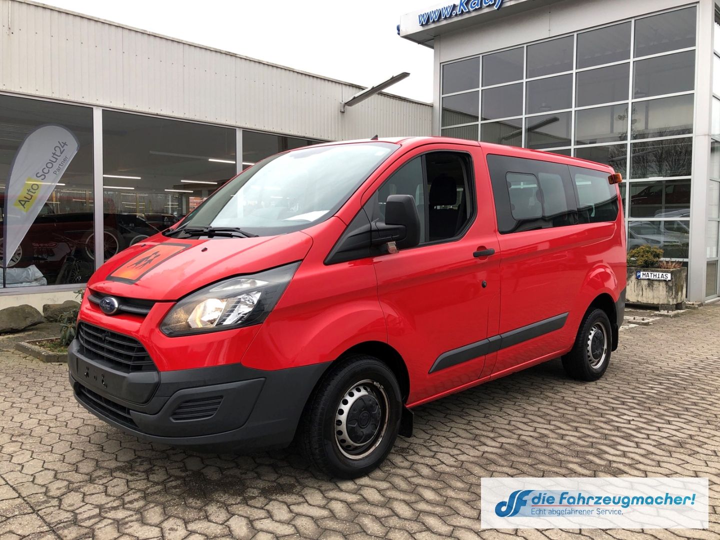 Fahrzeugabbildung Ford Transit Custom Kombi 300 L1 2.2 TDCi *1486