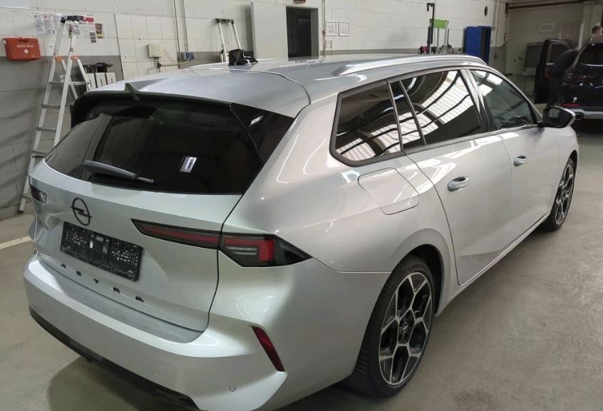 Fahrzeugabbildung Opel Astra L ST 1.5D ULTIMATE NAVI/LED/SPORT/VIRT/DAB