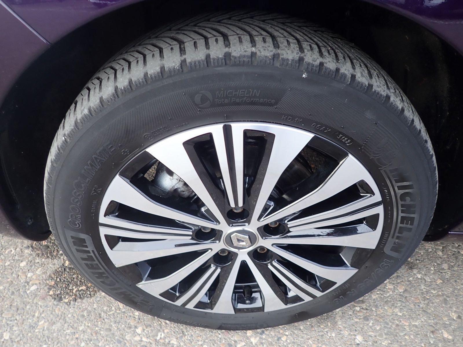 Fahrzeugabbildung Renault ZOE Iconic E-TECH 50 KW 135PS