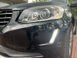 Volvo XC60 D4 Momentum Geartronic - Volvo XC60: Schwarz