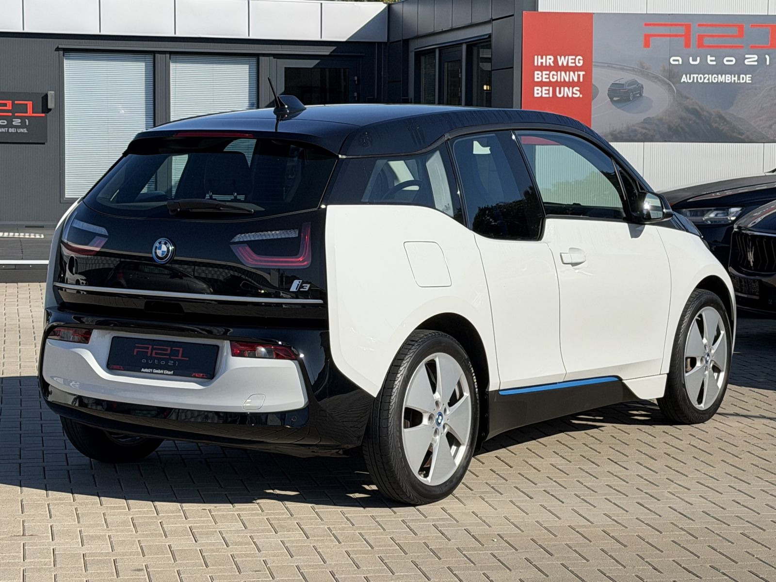 BMW i3 |Wärmepumpe|92,9%SoH|42 kWh |310km|1. Hand| imagem 2