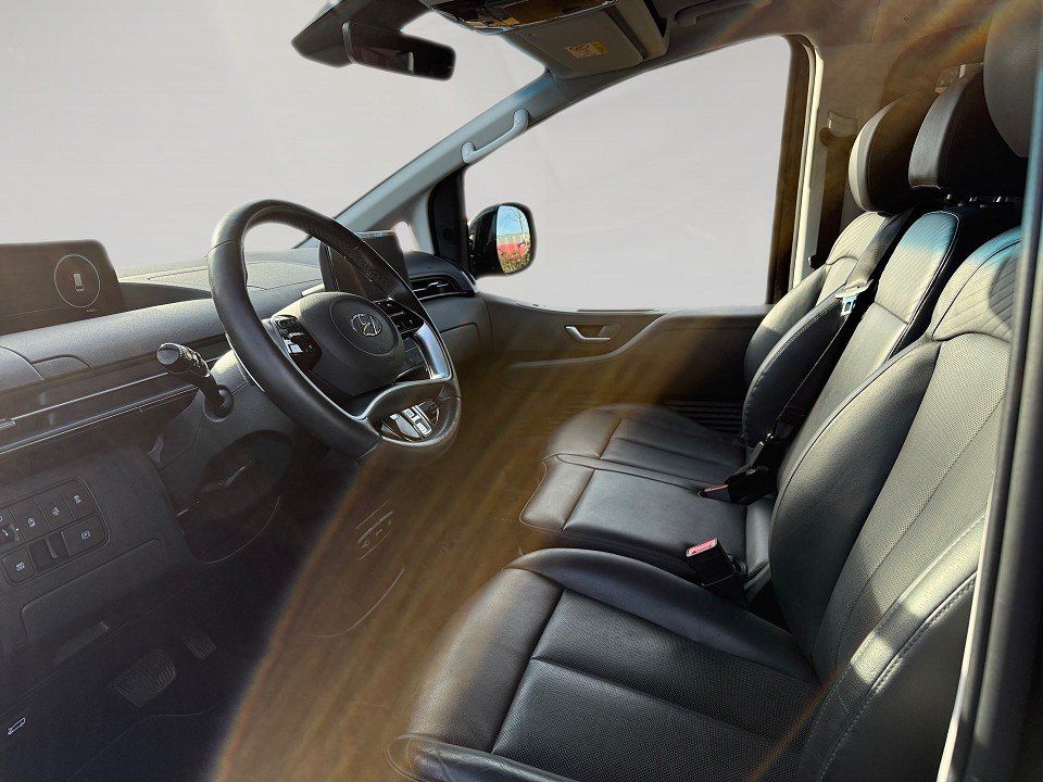 Fahrzeugabbildung Hyundai Staria 2.2 CRDi Prime 4WD (9-Sitzer) Staria 2.2