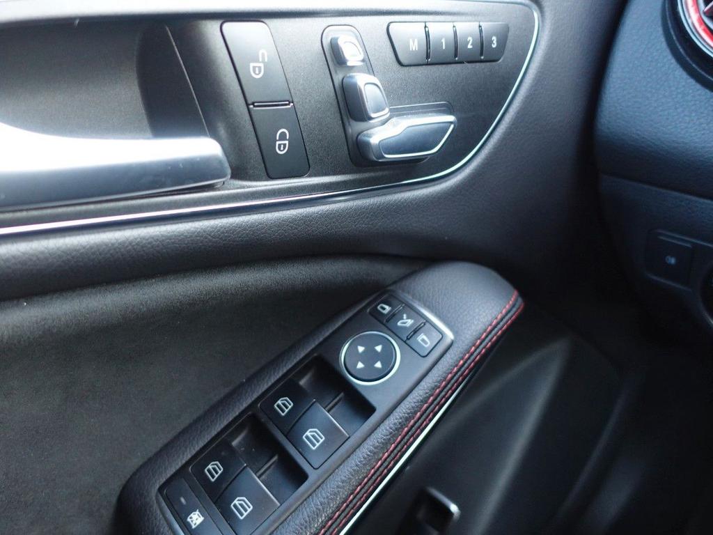 Mercedes-Benz CLA 45 AMG Shooting Brake