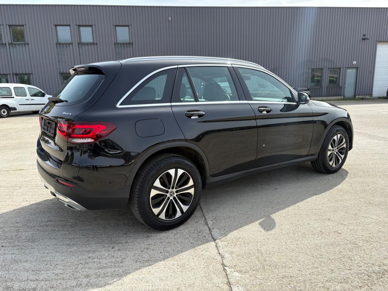 Mercedes-Benz GLC 300DE 4 MATIC  FACELIFT /. PLUG-IN-HYBRID