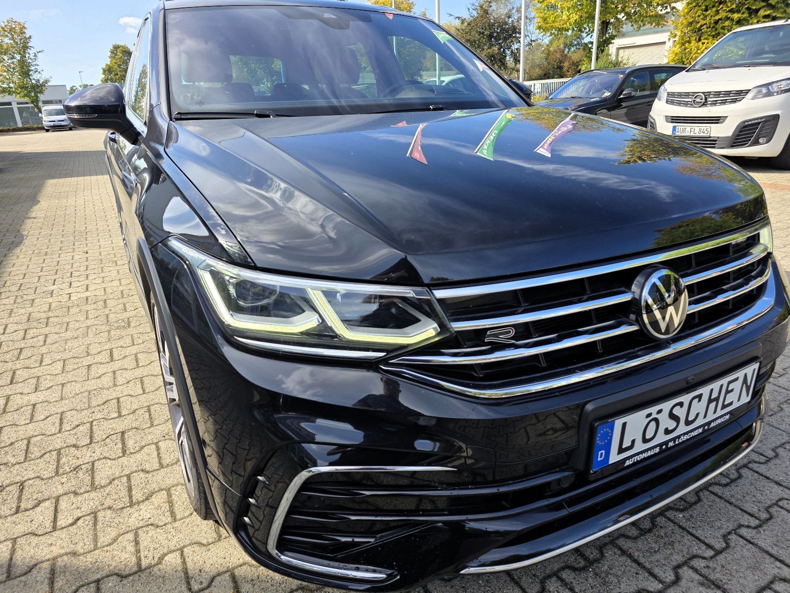 Volkswagen Tiguan R-Line 4Motion IQ-LED Matrix H&K Panorama foto 3