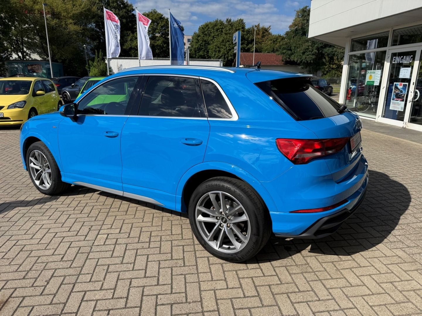 Fahrzeugabbildung Audi Q3 35 TDI S Line LED ACC TWA Navi el. Heckkl. Fu