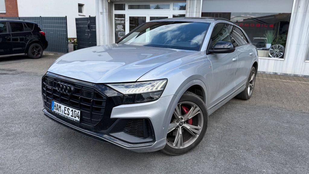 Image of Audi Q8