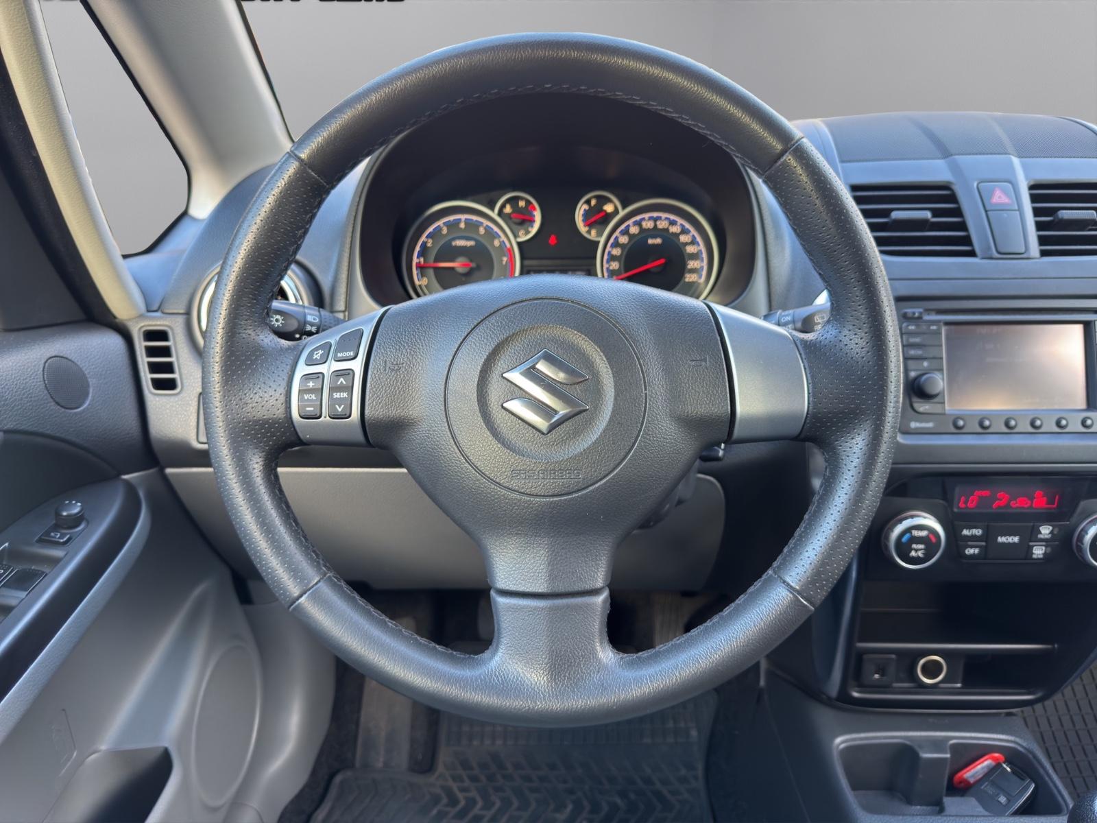 Suzuki SX4 Style Bluetooth CD Klima Navi Sitzheizung ZV