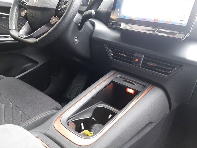 Fahrzeugabbildung Cupra Born 170 kW Navi LED ACC Kamera Wärmepumpe 19"