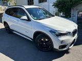 BMW X1 xDrive20i Sport Line Aut. Navi. Leder - gebrauchte BMW X1 aus dem Jahr 2015