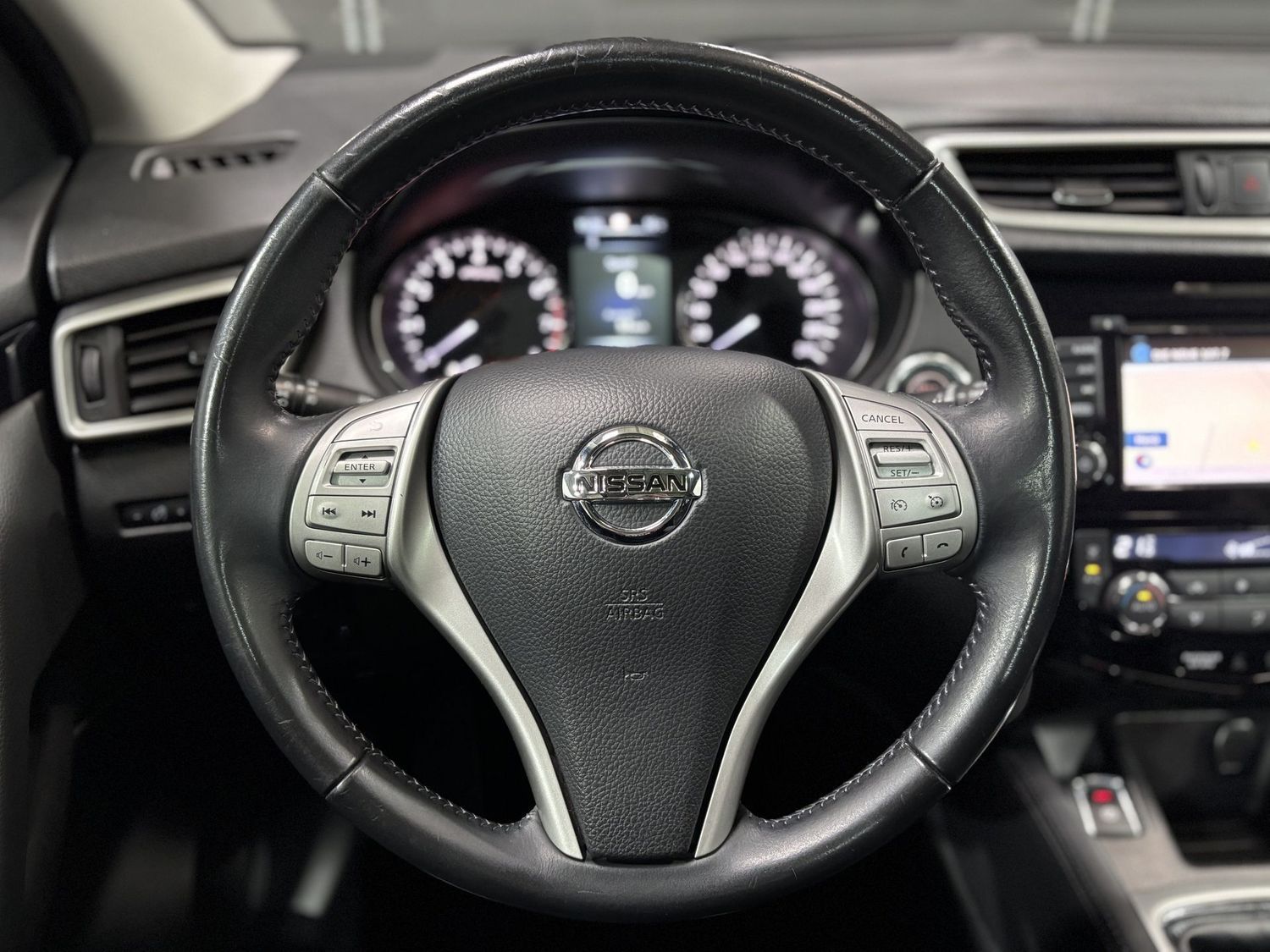 Fahrzeugabbildung Nissan Qashqai N-Vision#Kamera#Spur#Verkennung#Tempo