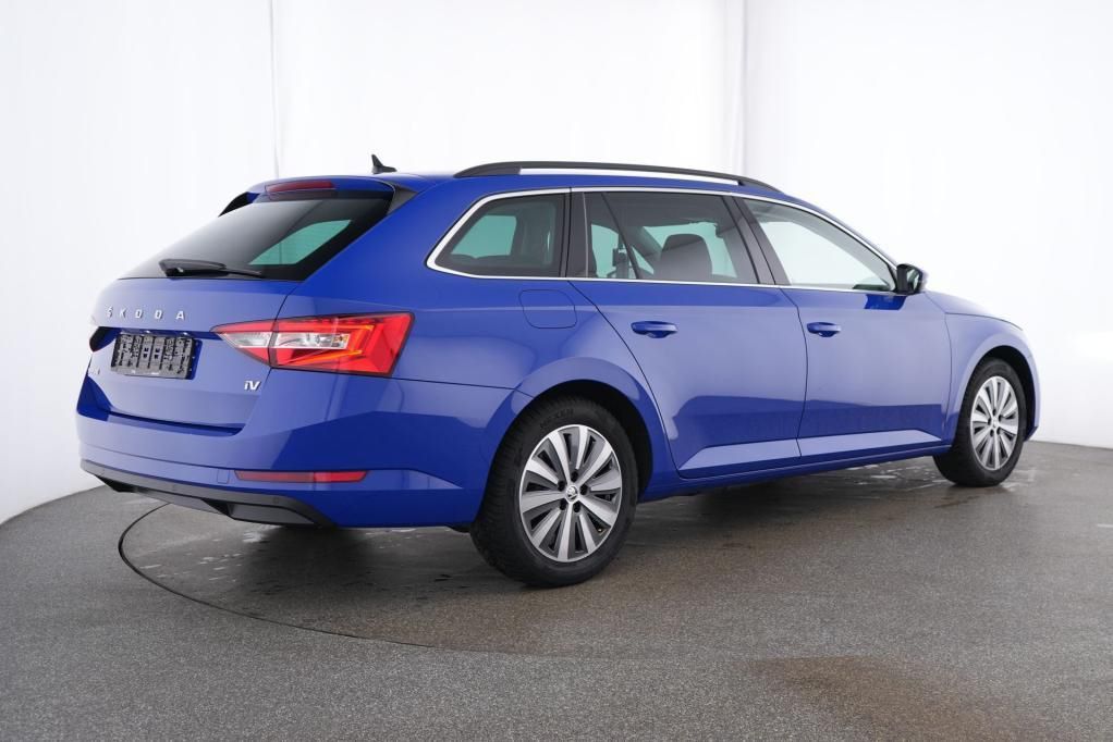 Skoda Superb iV Combi Ambition 1.4 TSI AHK*Tempo*PDC
