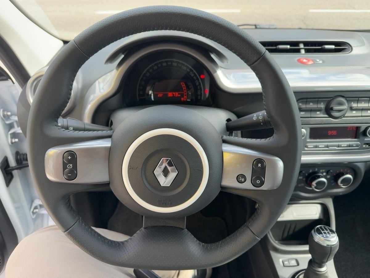 Fahrzeugabbildung Renault Twingo ZEN SCe 65 ** 3673 km **