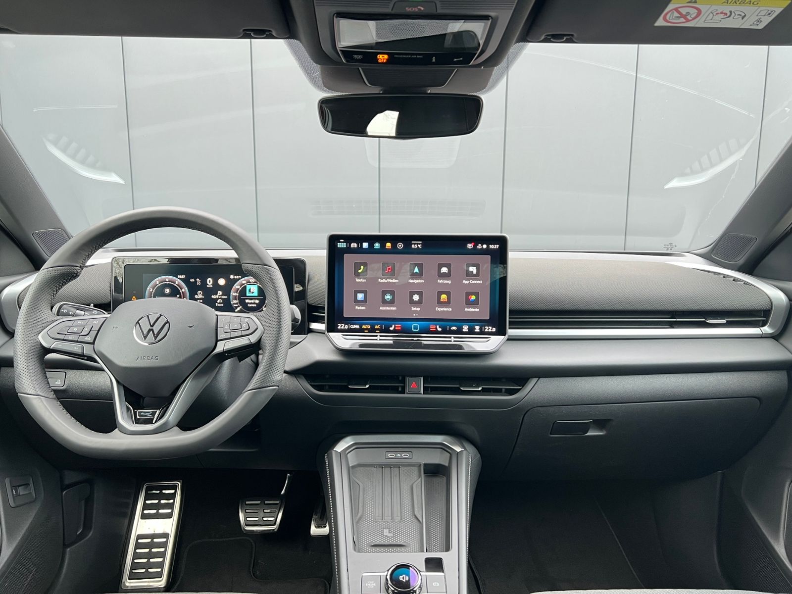 Fahrzeugabbildung Volkswagen T-Roc R-Line 1.5 eTSI DSG *Neues Modell, AHK, Bl