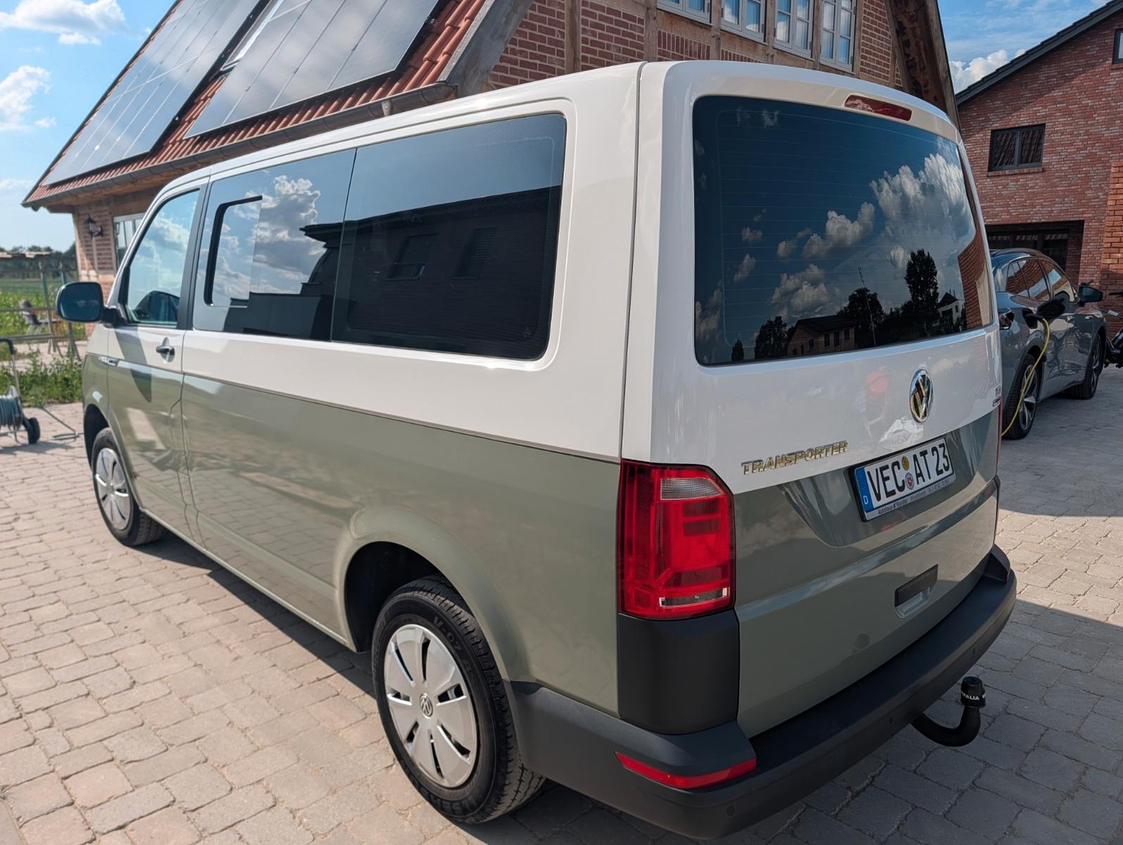 Volkswagen T6 Transporter Kombi
