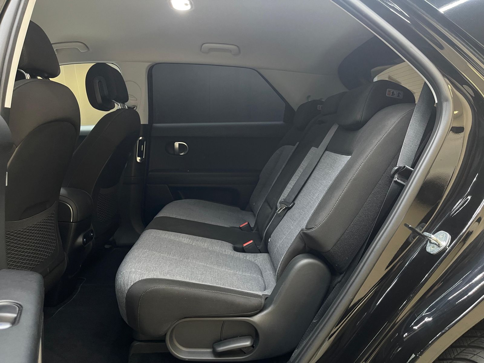 Fahrzeugabbildung Hyundai Ioniq 5 Dynamiq LED+NAVI+SITHZ+KAMERA+ACC+WP+19"