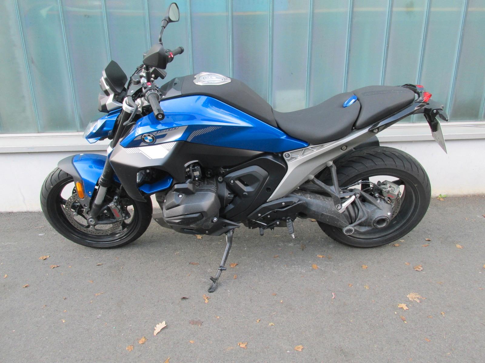 BMW R 1300 R - Exclusive + 3 Pakete