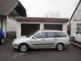 Ford Focus 1.6 Turnier Ghia I.H./76t/TüV/AHK/LM+WR!!! - Ford Focus aus 2002: Kombi