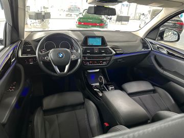 Fahrzeugabbildung BMW X3 xD20i xLine DAB HiFi Navi Kamera DrivAsis LED