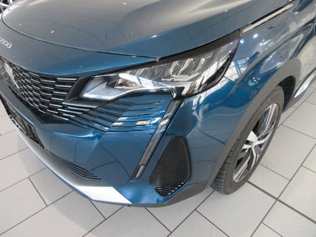 Fahrzeugabbildung Peugeot 5008 Allure Pack 1.2T NAVI/LED/SHZ/PDC/360°